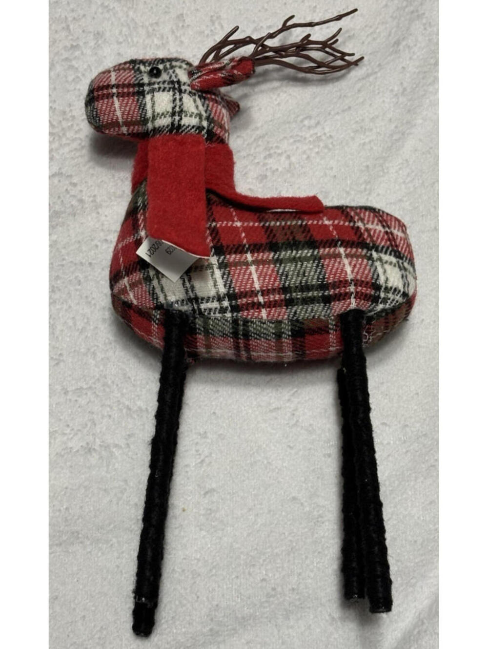 Target Festive Deer Family Decor Christmas Red Plaid Red Scarves || pre-owned